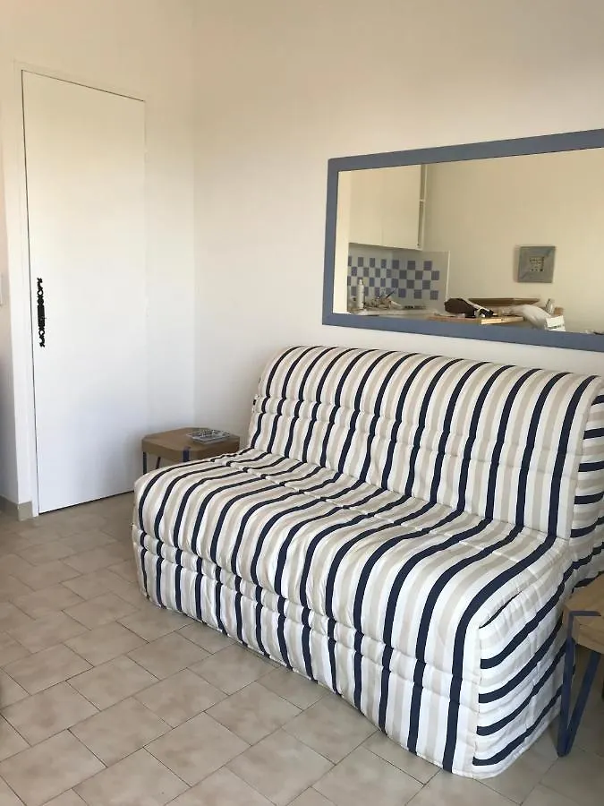 Studio Bellevue Cogolin 0*,  France